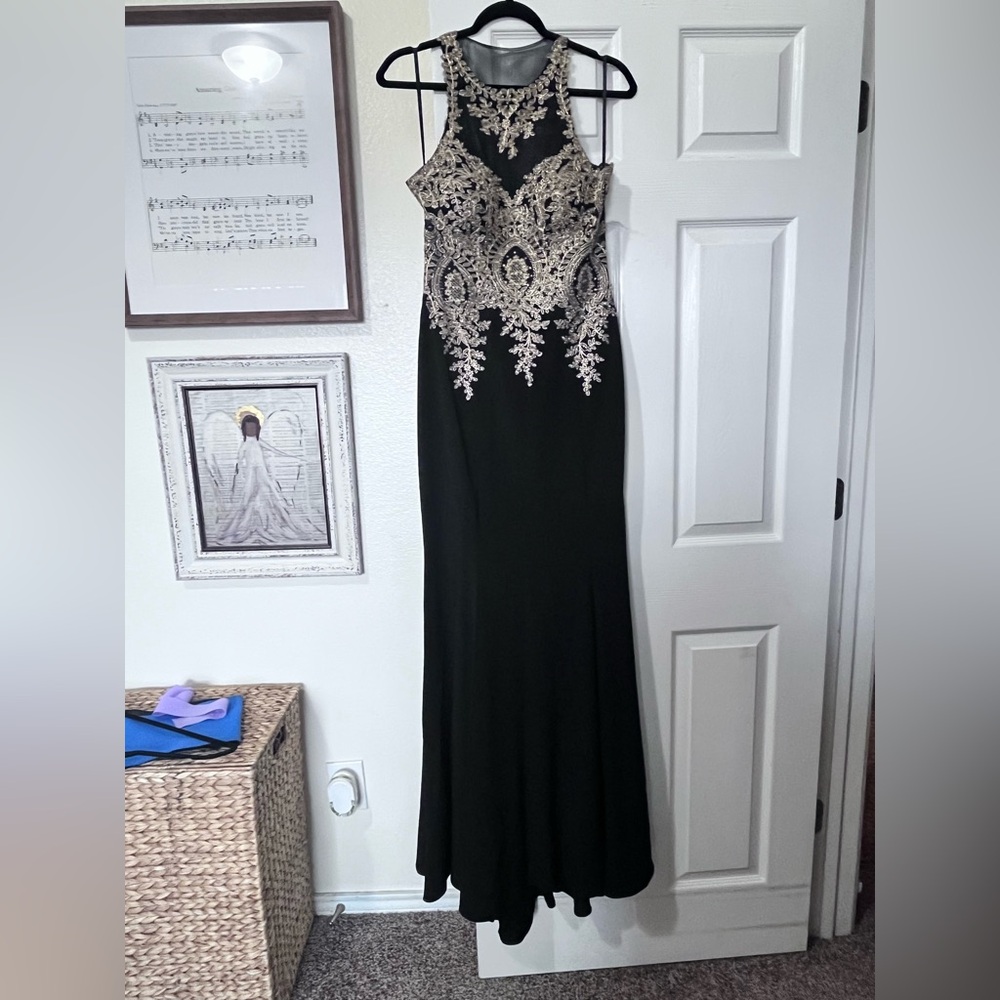 Elegant Black and Gold Evening Gown